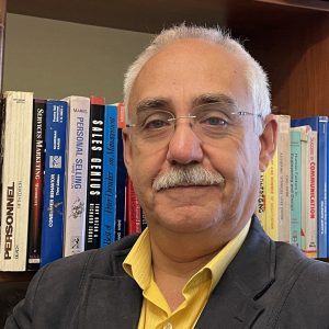 تصویر دکتر علی عیاری